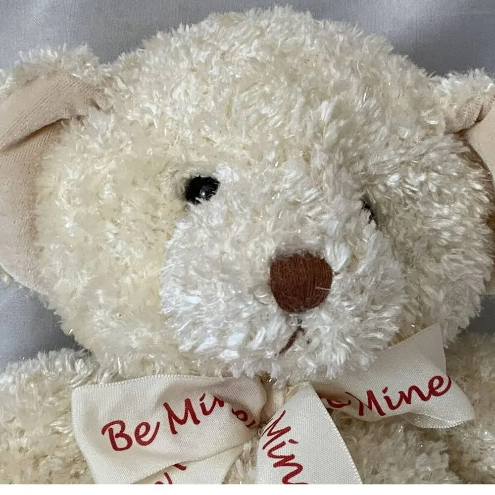 Russ Berrie & Co ‘BE MINE HEART’ White Valentines Teddy Bear 70624 Fluffy Plush